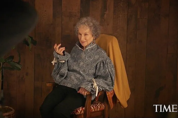 دغدغه‌های ایرانی مشهورترین نویسنده‌ی کانادا